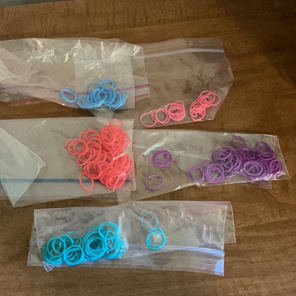 Cra-Z- loom Bracelet Maker - Picture 7 of 9